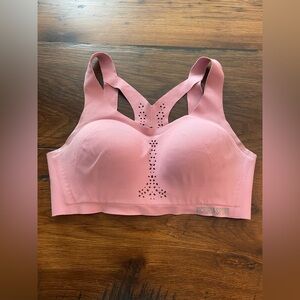 Victoria Sport Light Pink Clip Sports Bra